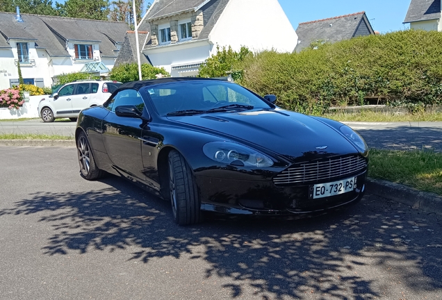 Aston Martin DB9 Volante 2010