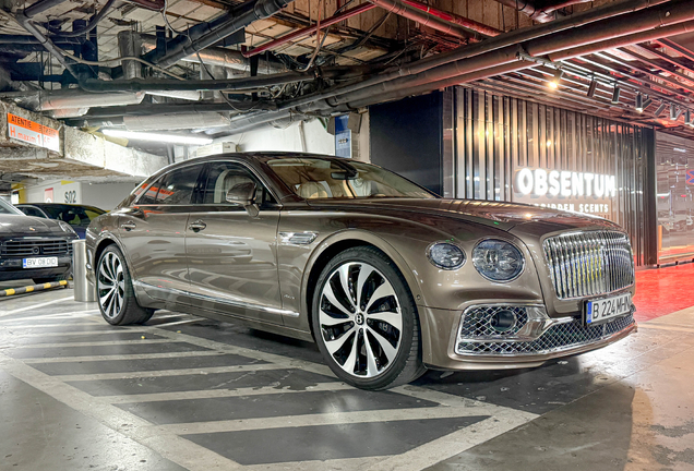 Bentley Flying Spur Hybrid Azure