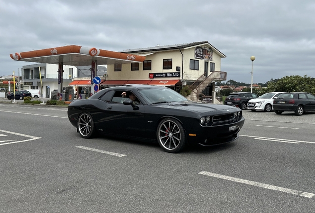 Dodge Challenger SRT-8