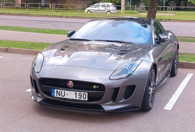 Jaguar F-TYPE R Coupé