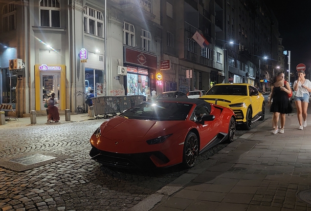 Lamborghini Huracán LP640-4 Performante Spyder