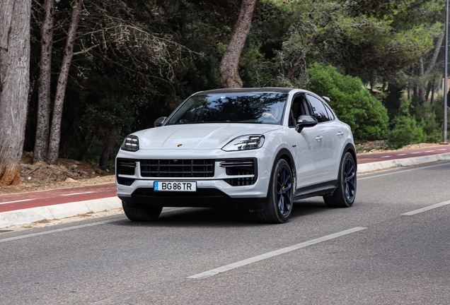 Porsche Cayenne Coupé Turbo E-Hybrid