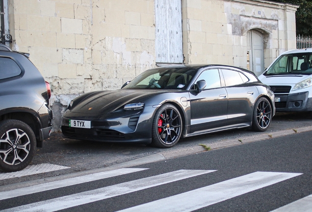 Porsche Taycan GTS Sport Turismo