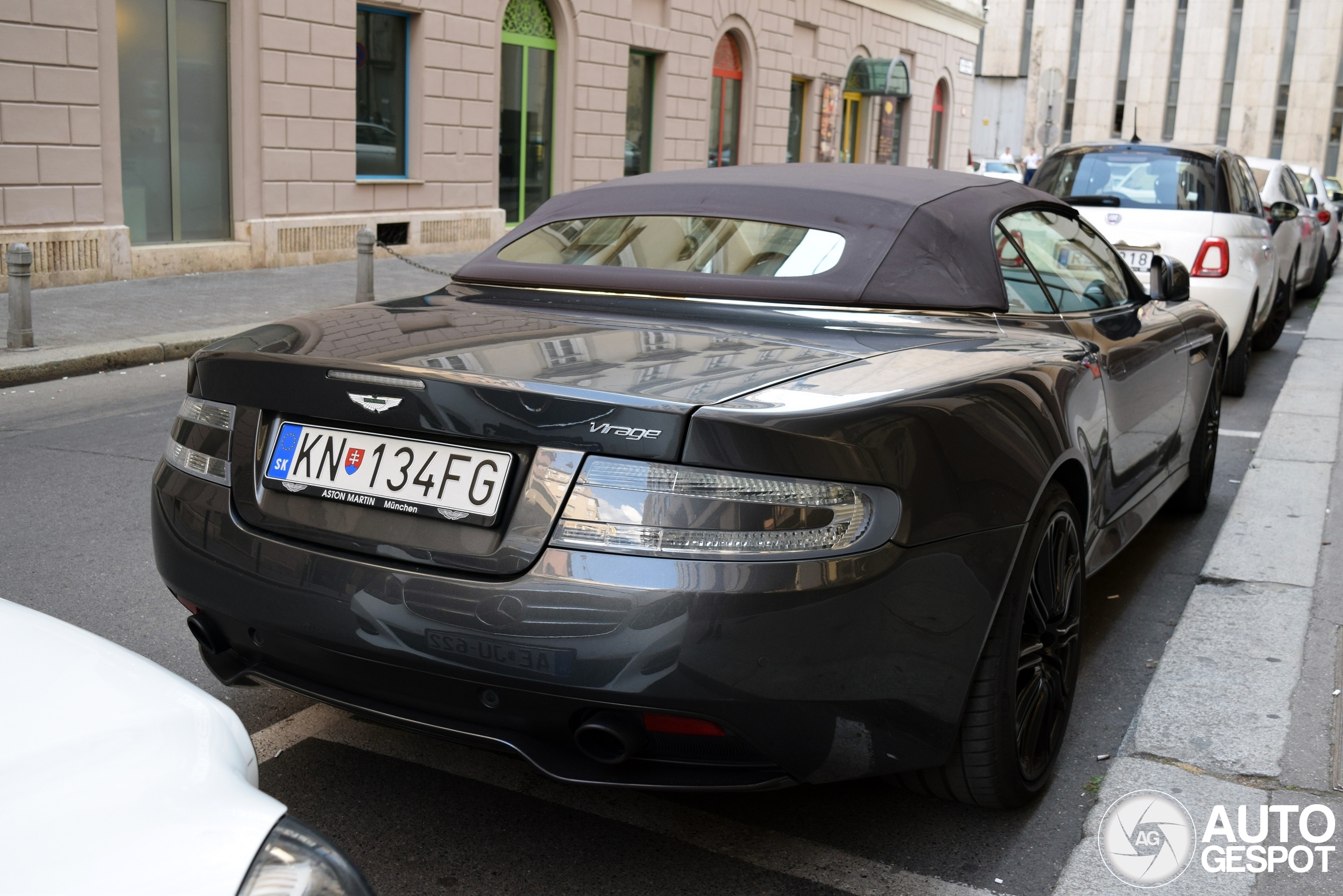 Aston Martin Virage Volante 2011