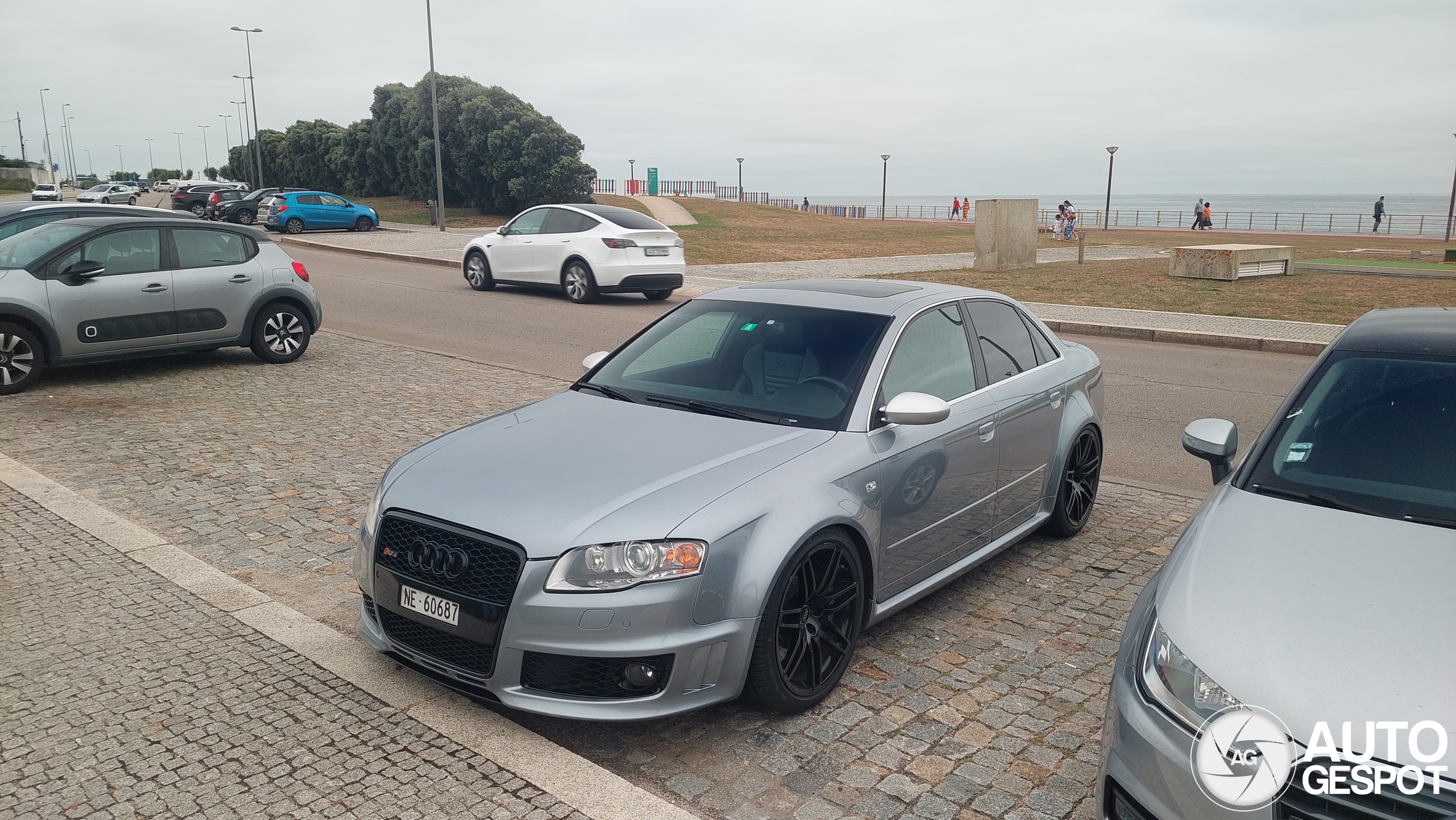 Audi RS4 Sedan