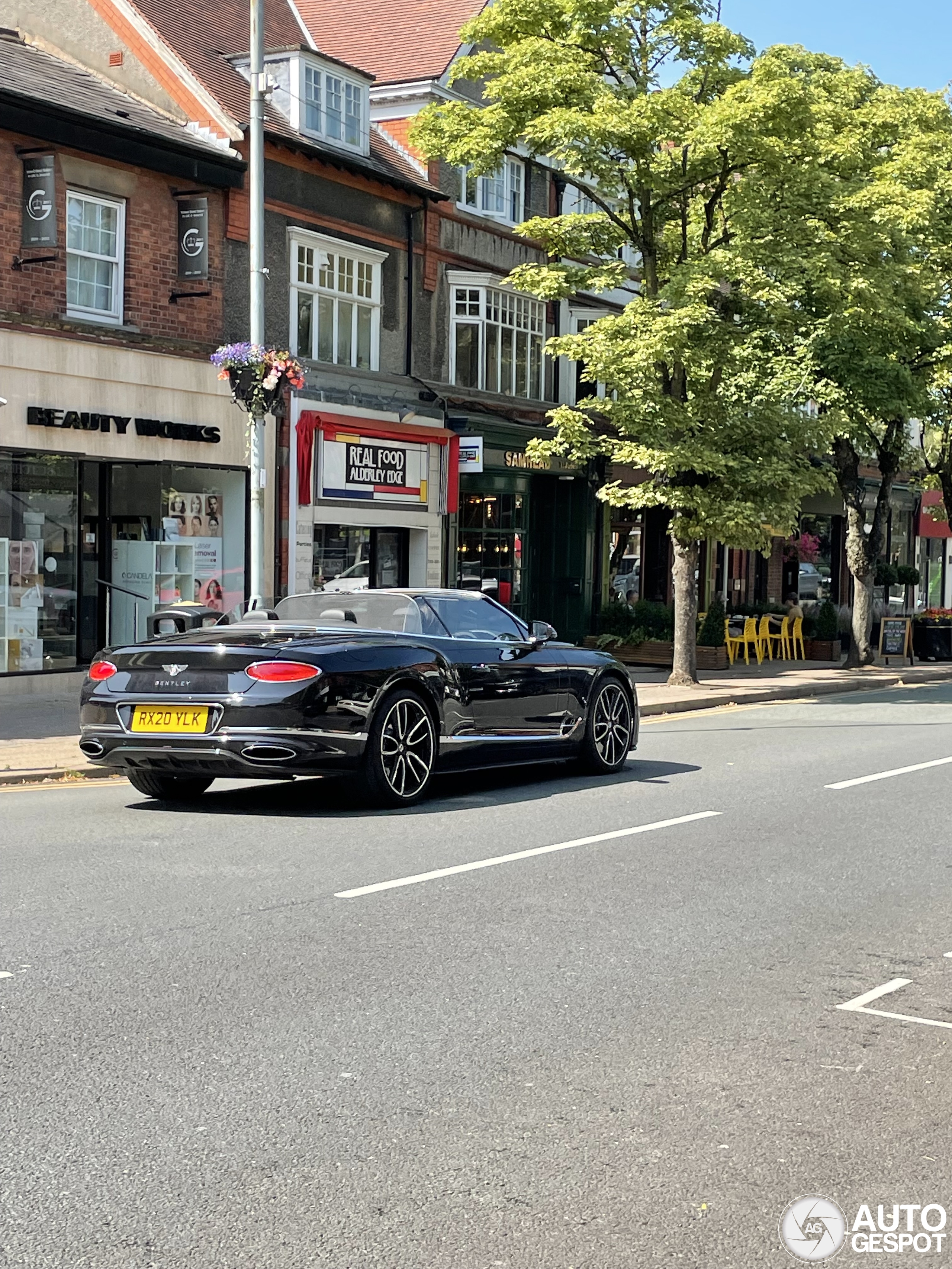 Bentley Continental GTC 2019