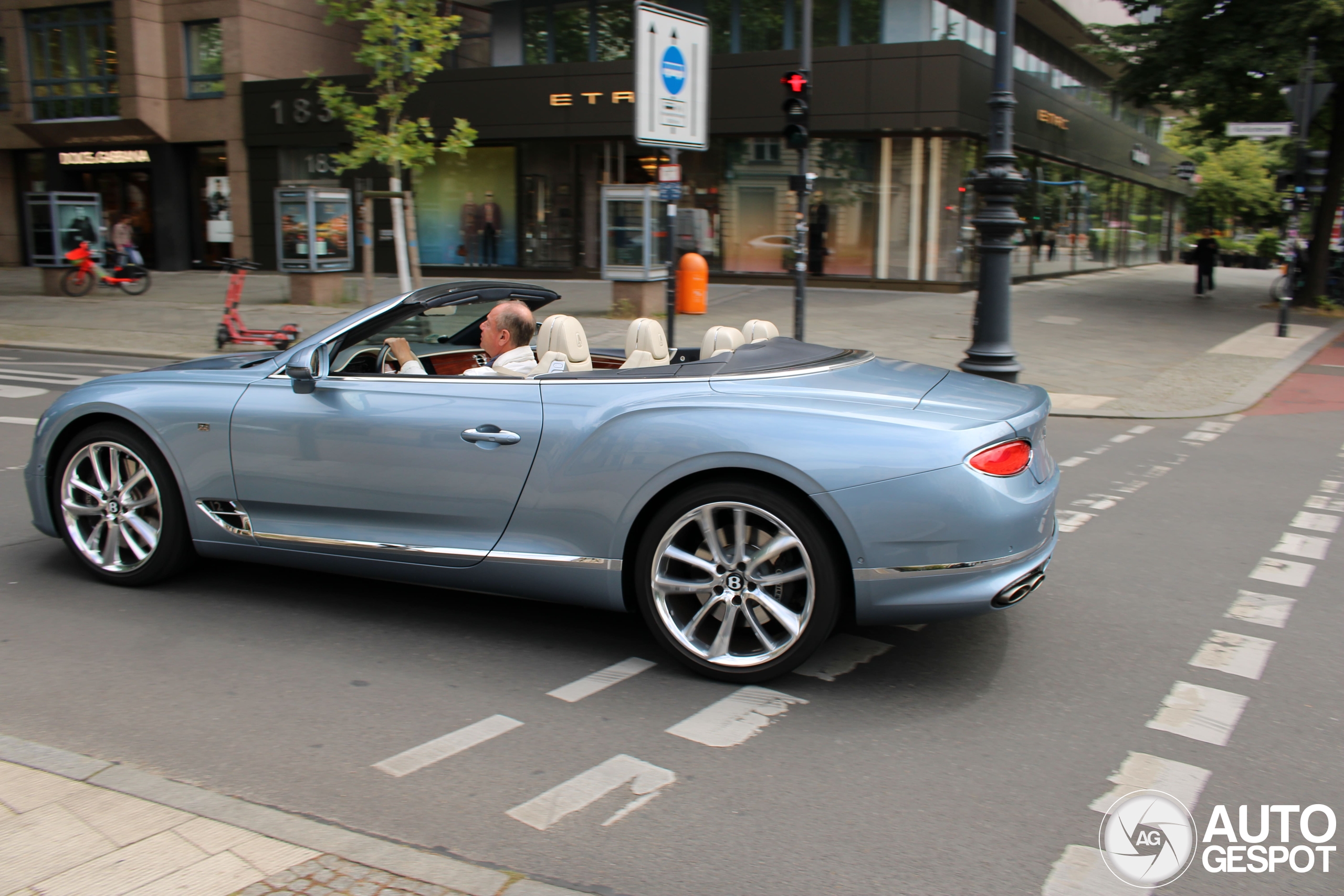 Bentley Continental GTC 2019 First Edition