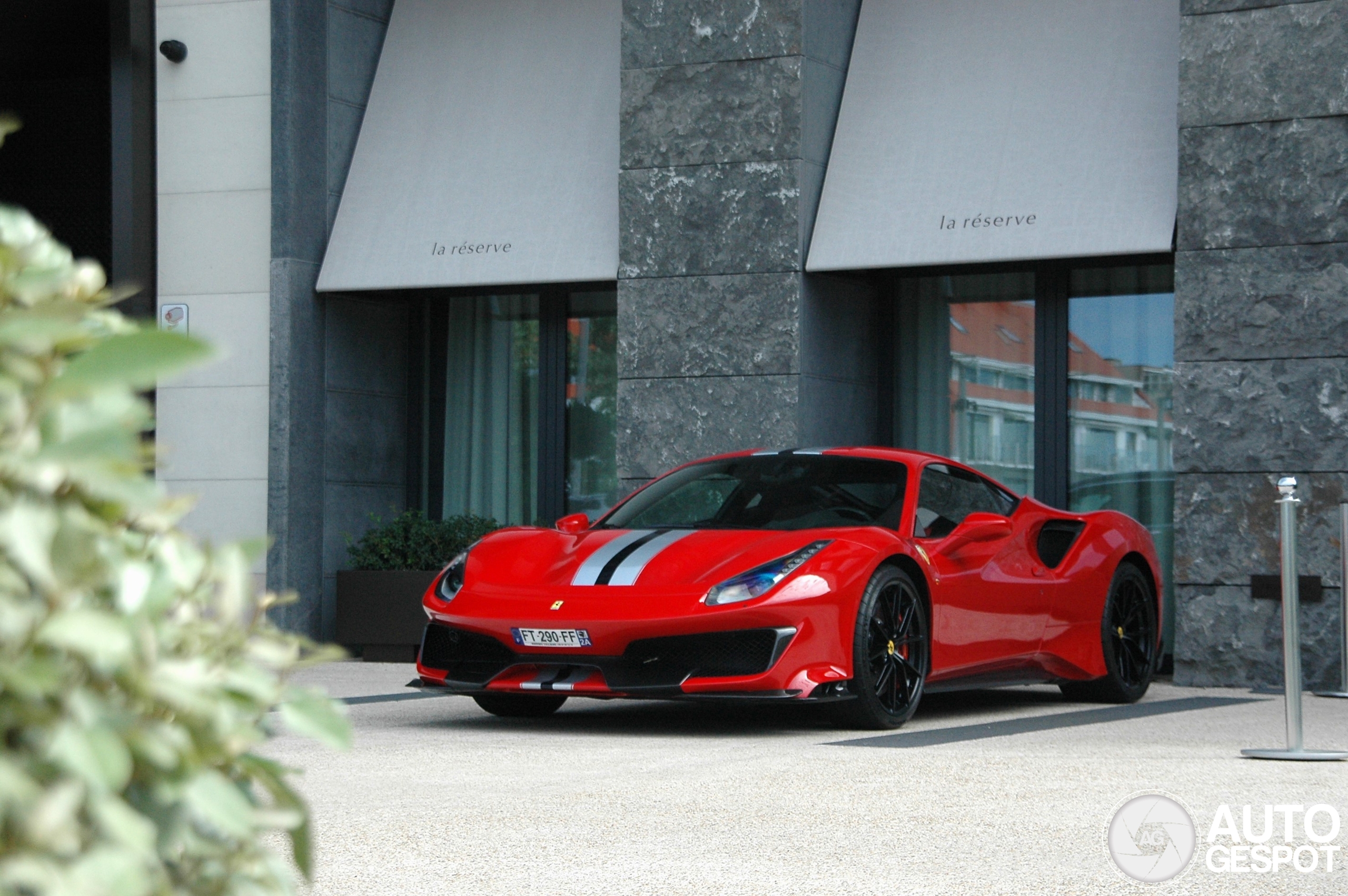 Ferrari 488 Pista