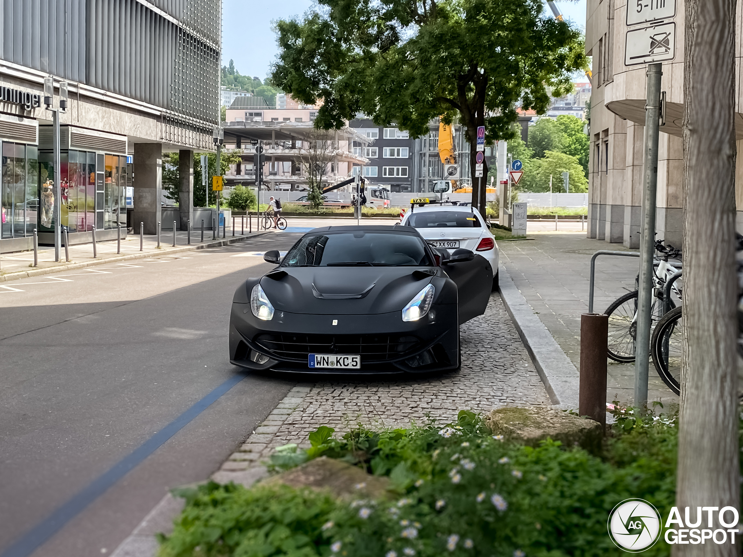 Ferrari Novitec Rosso F12 N-Largo