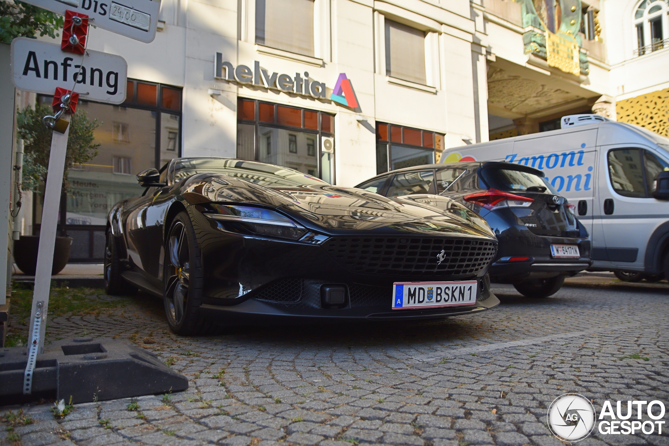 Ferrari Roma Spider