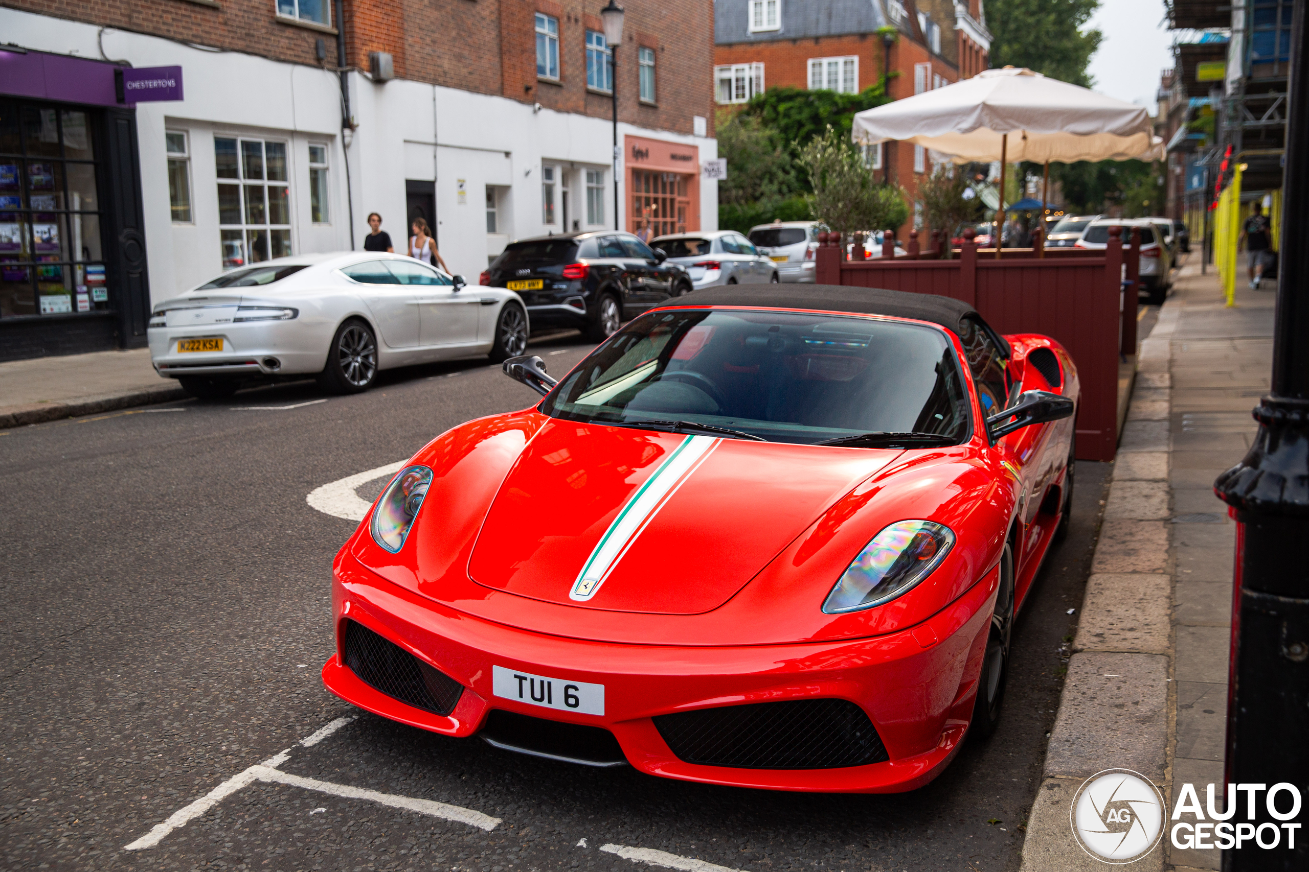 Ferrari Scuderia Spider 16M