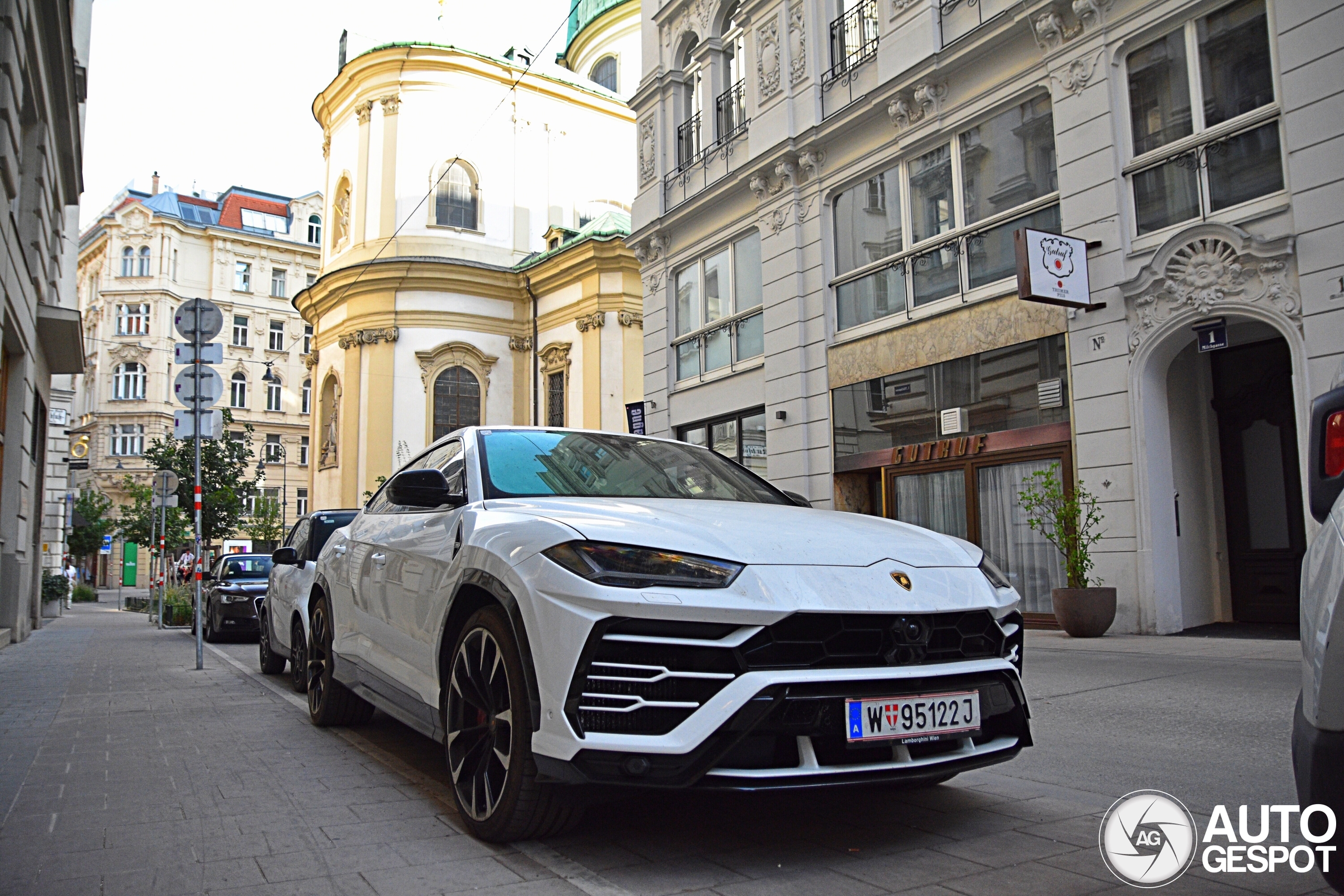 Lamborghini Urus