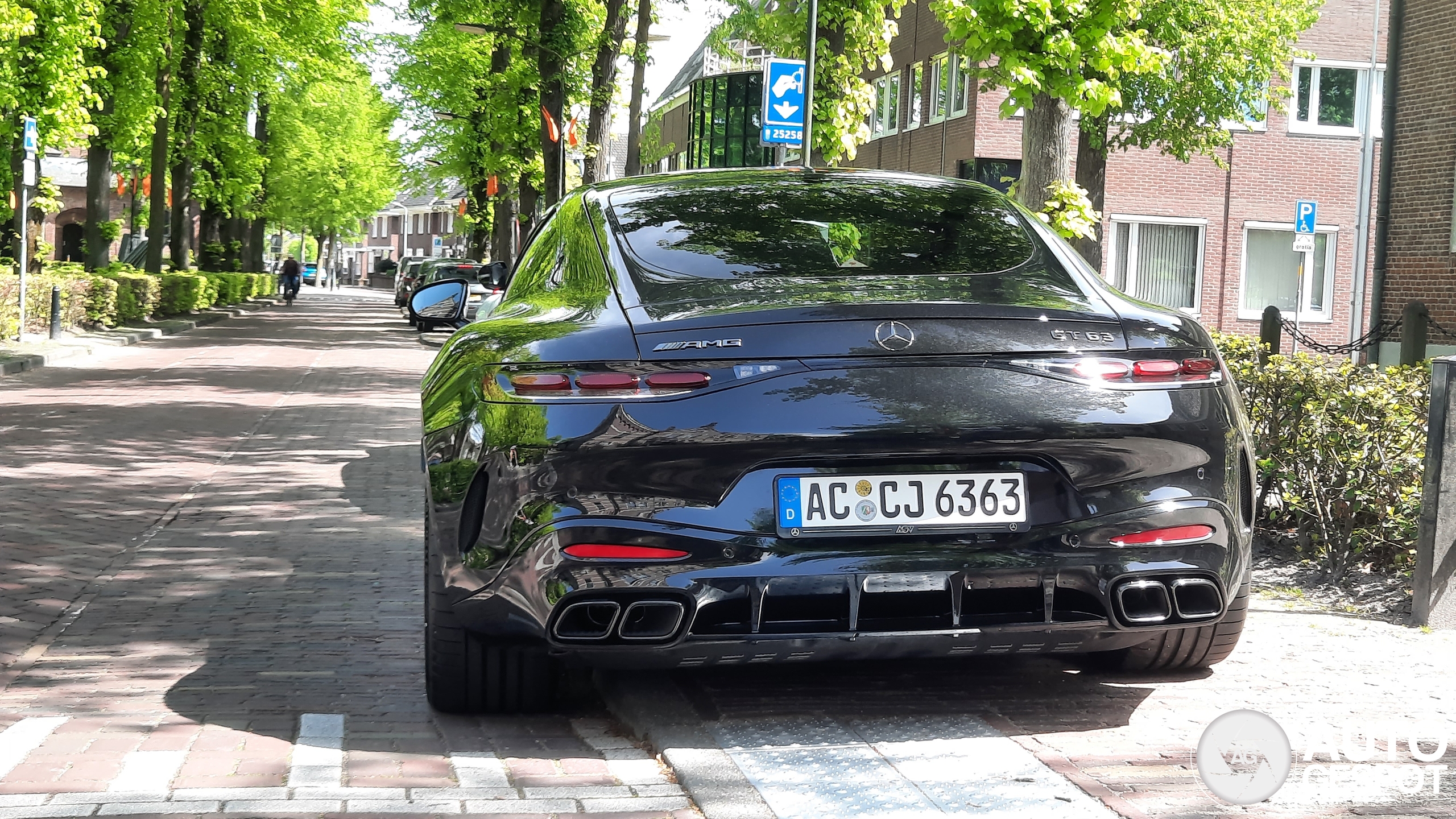 Mercedes-AMG GT 63 C192