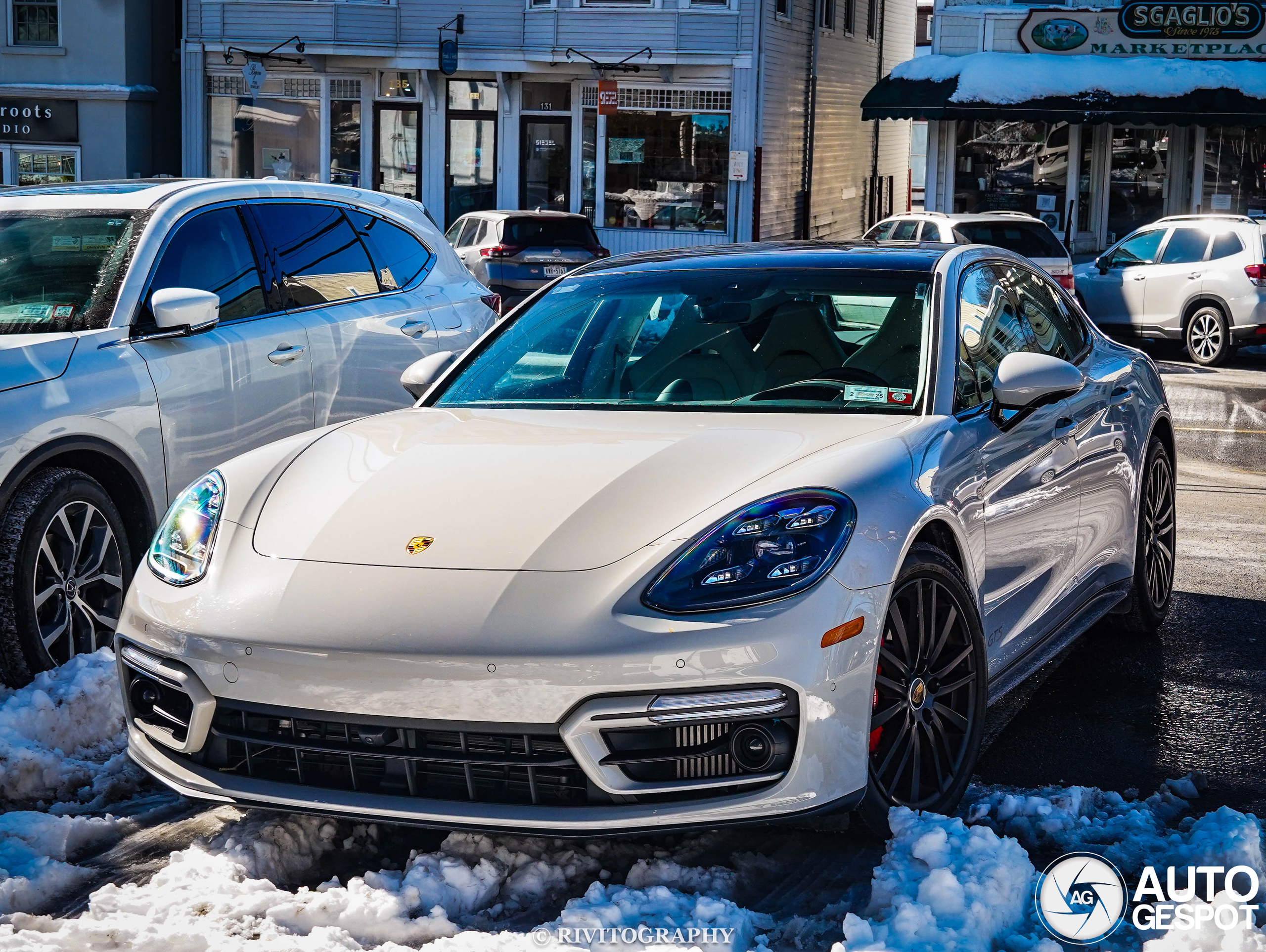 Porsche 971 Panamera GTS MkI