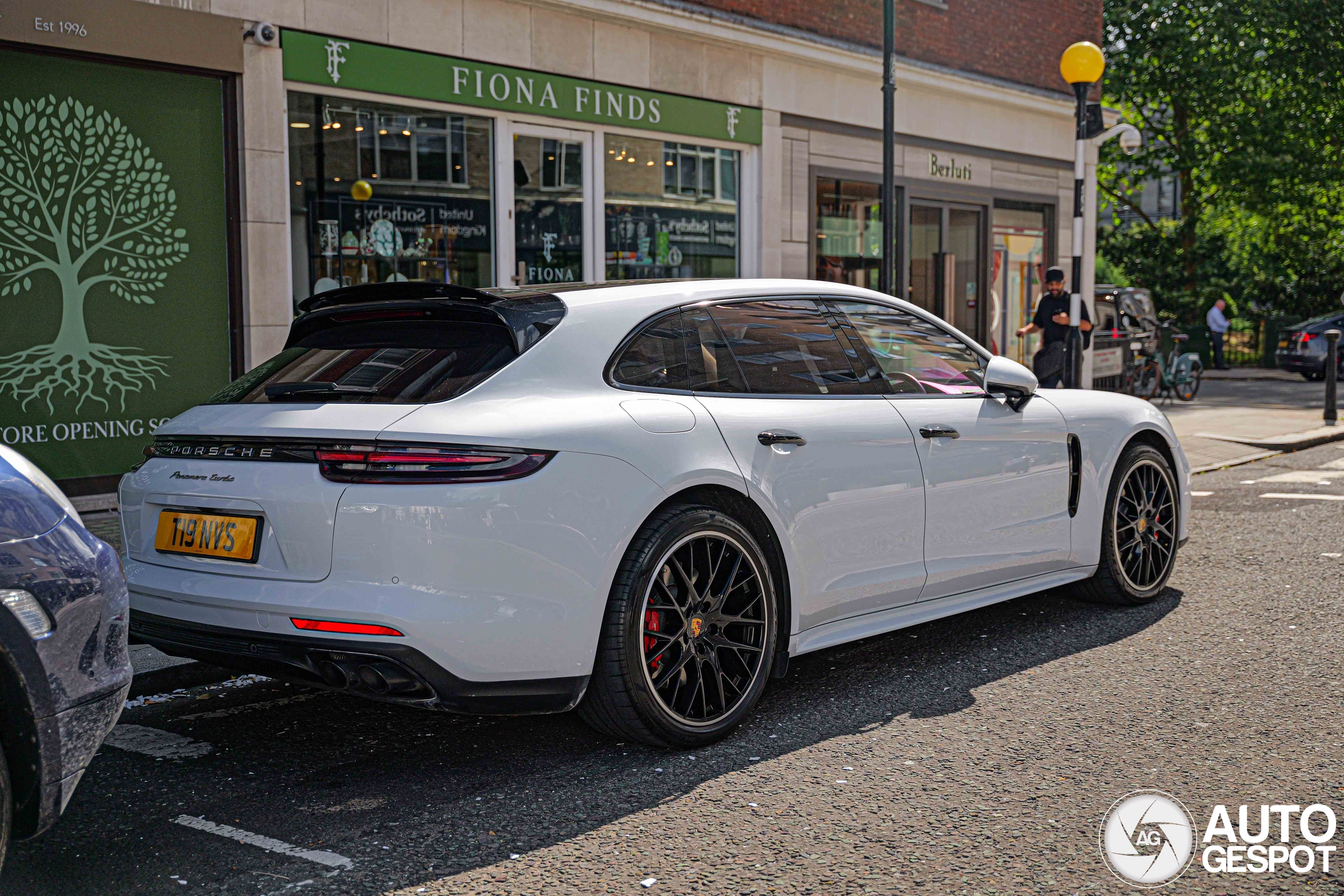 Porsche 971 Panamera Turbo Sport Turismo