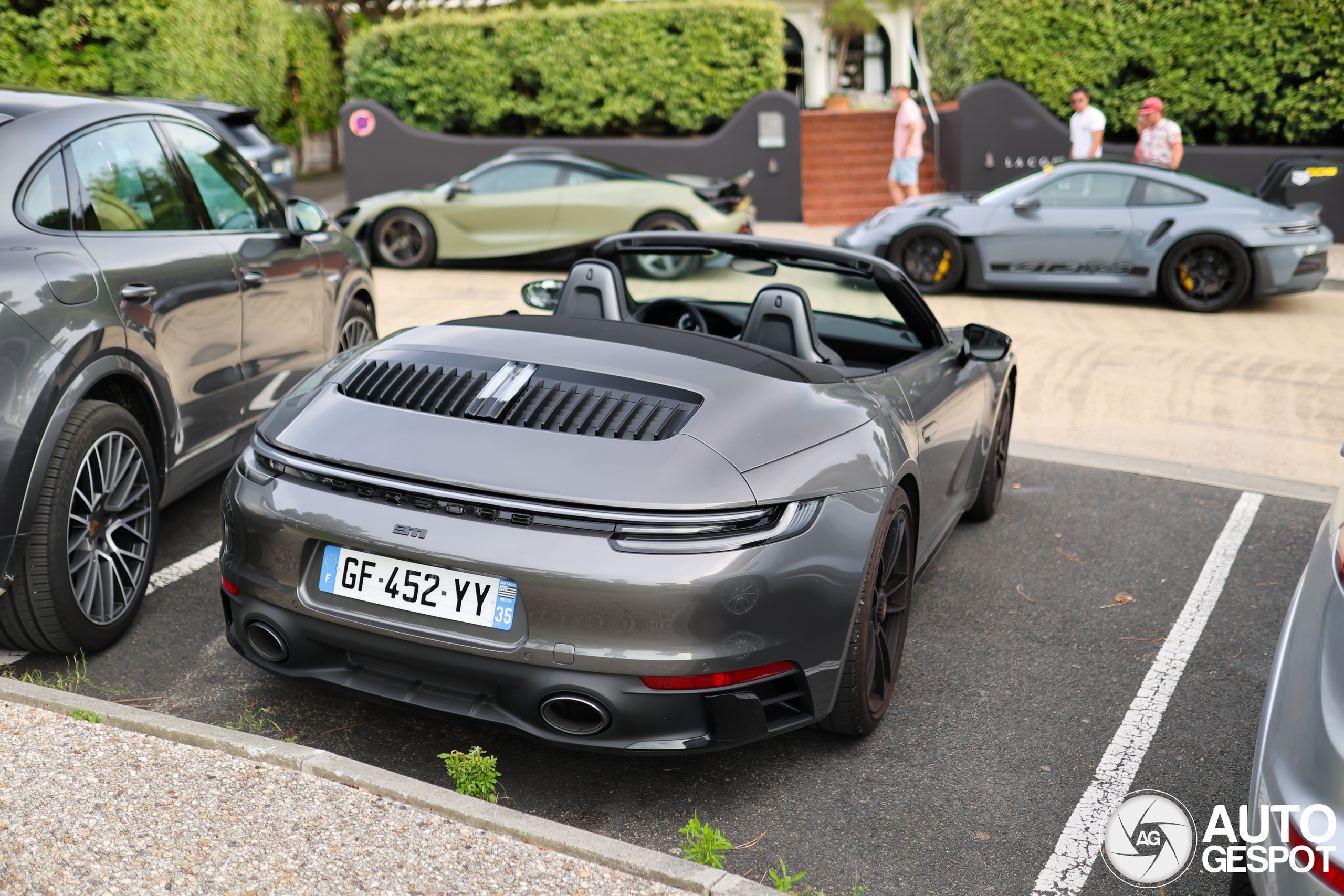 Porsche 992 Carrera 4 GTS Cabriolet