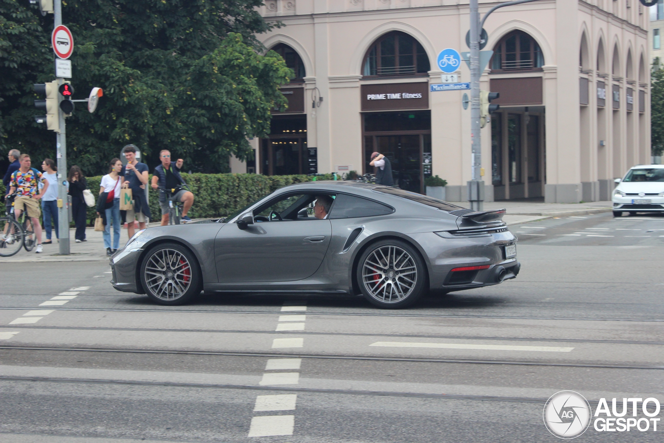 Porsche 992 Turbo