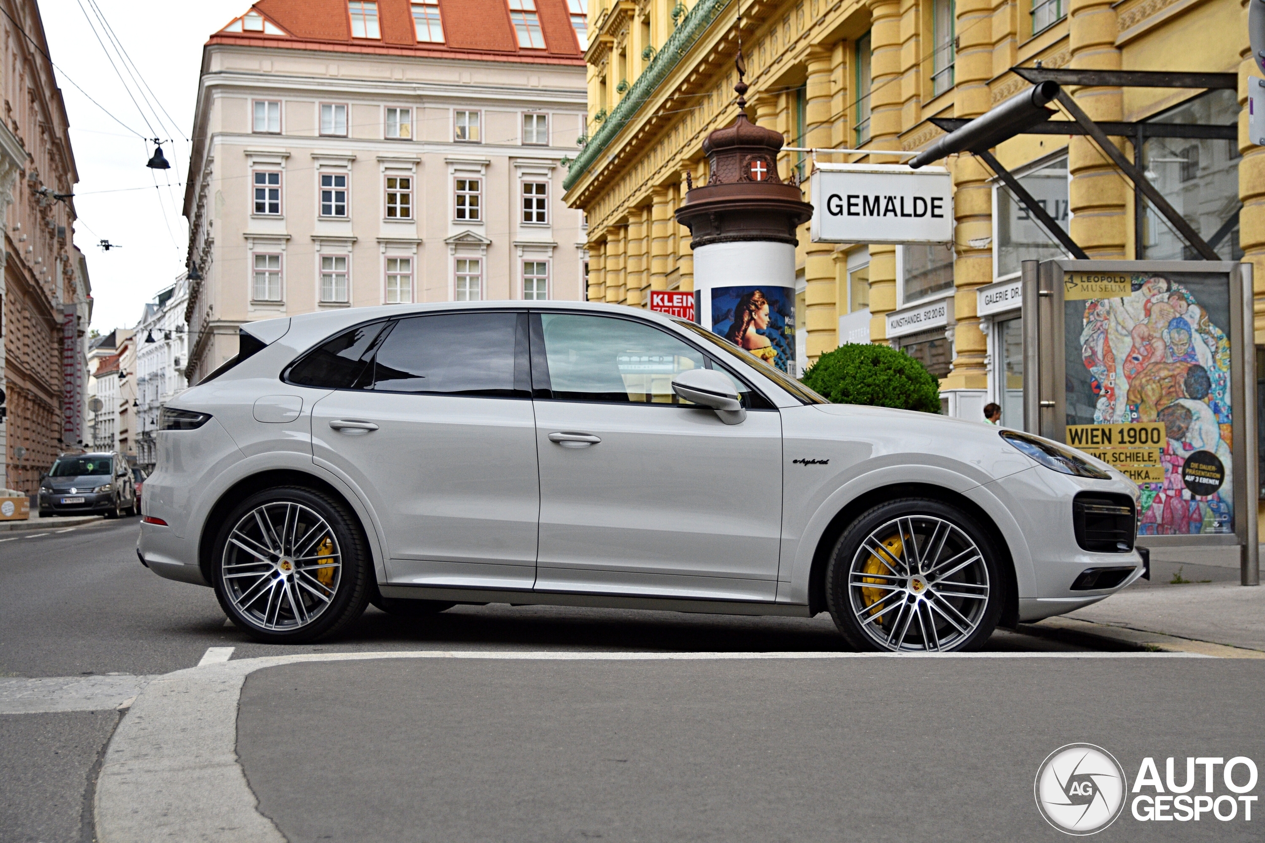 Porsche Cayenne Turbo S E-Hybrid