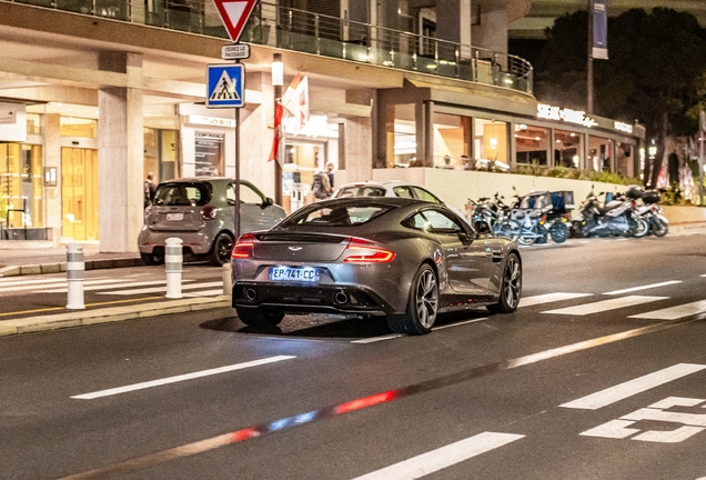 Aston Martin Vanquish 2013