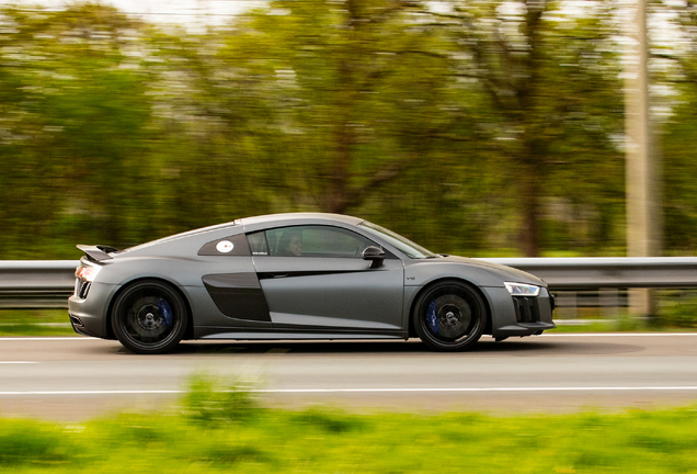 Audi R8 V10 Plus 2015