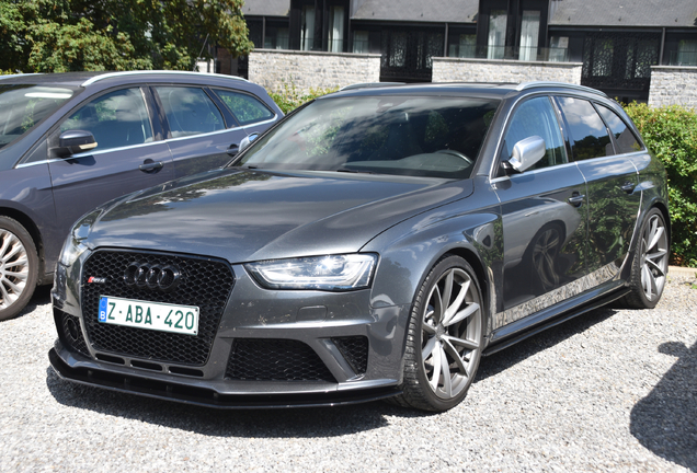 Audi RS4 Avant B8