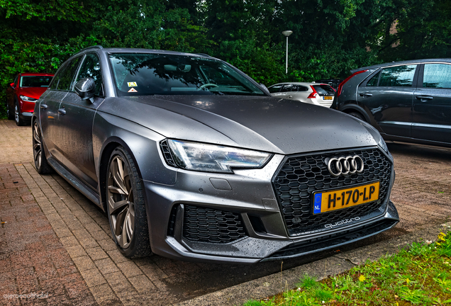 Audi RS4 Avant B9