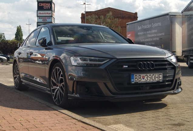 Audi S8 D5