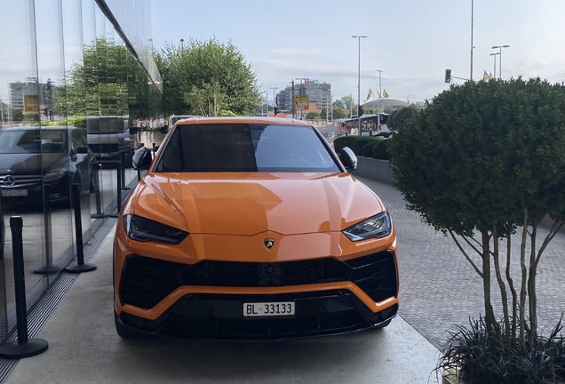 Lamborghini Urus