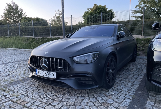 Mercedes-AMG E 63 S W213 Final Edition