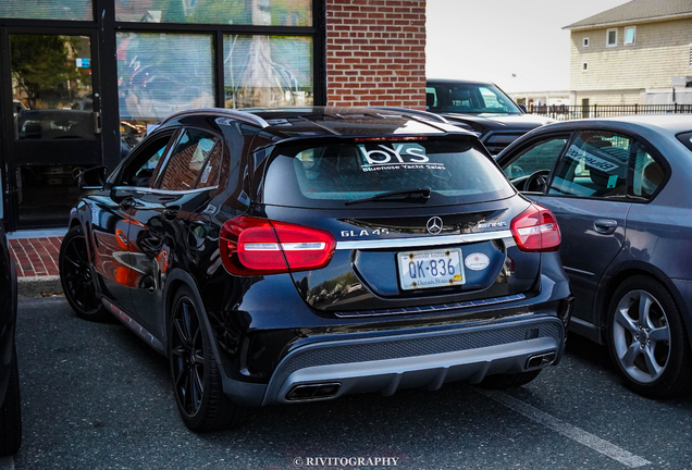 Mercedes-Benz GLA 45 AMG X156