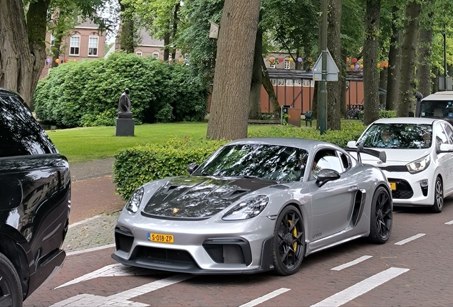 Porsche 718 Cayman GT4 RS Weissach Package