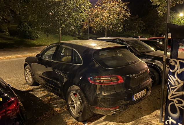 Porsche 95B Macan Turbo