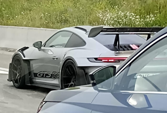 Porsche 992 GT3 RS Weissach Package