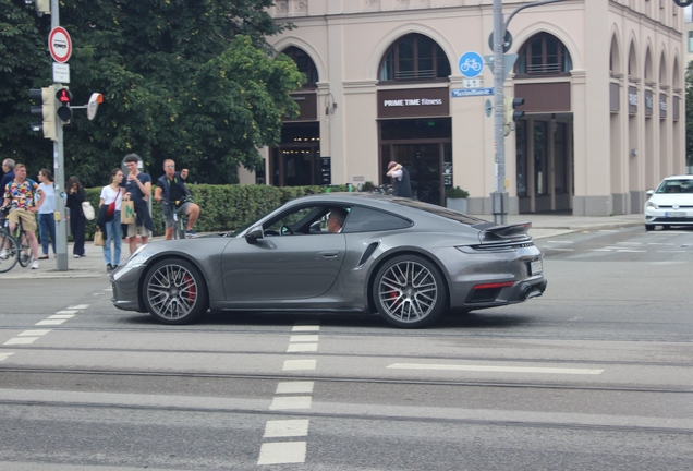 Porsche 992 Turbo