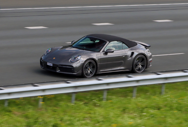 Porsche 992 Turbo S Cabriolet