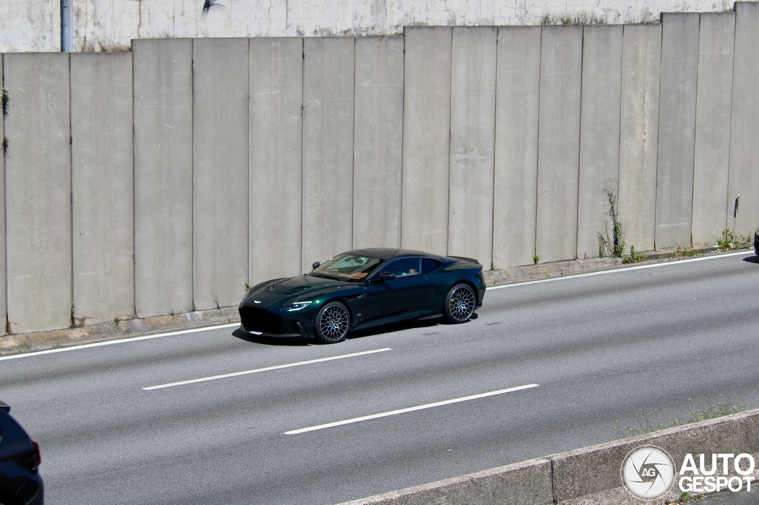 Aston Martin DBS 770 Ultimate