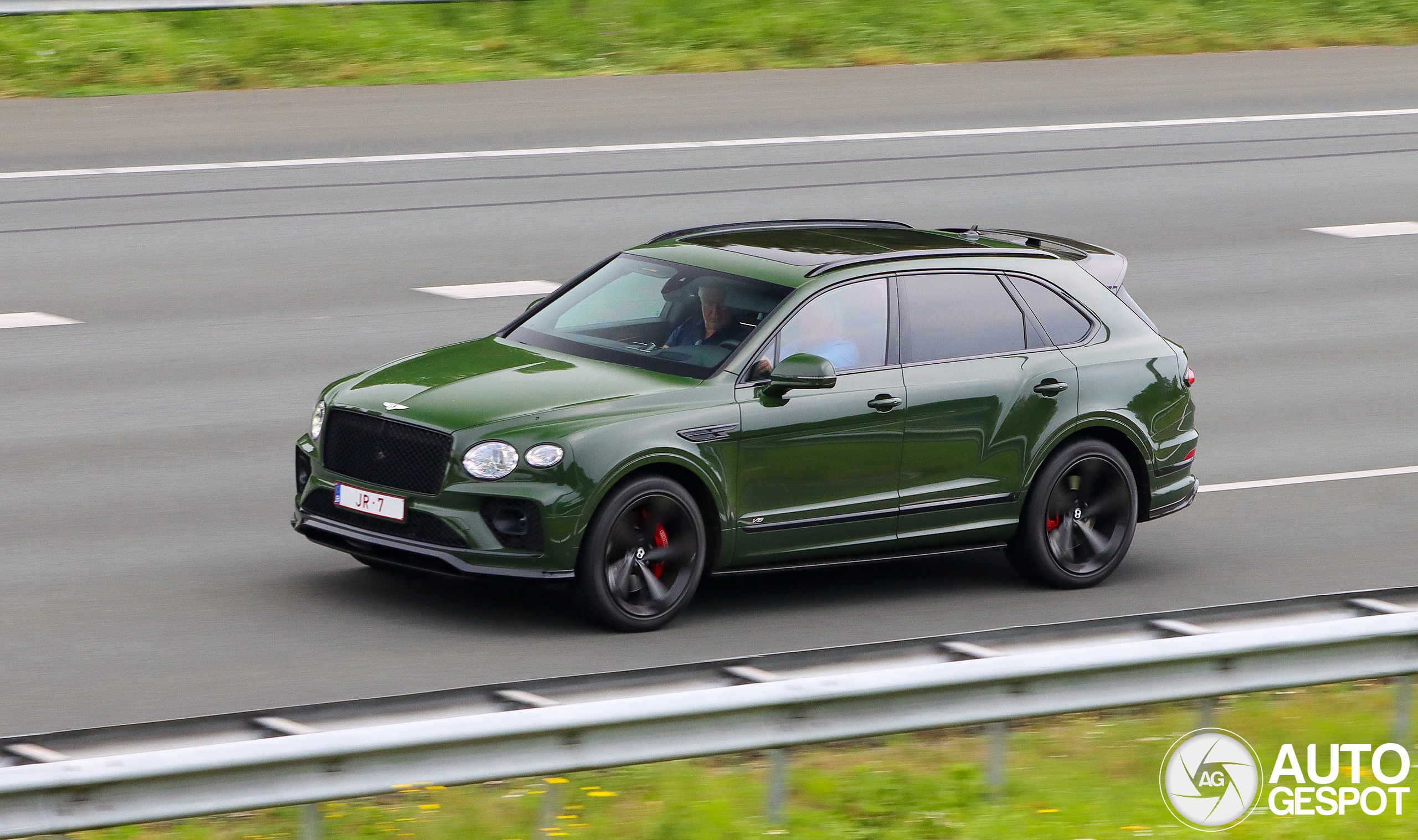 Bentley Bentayga V8 2021