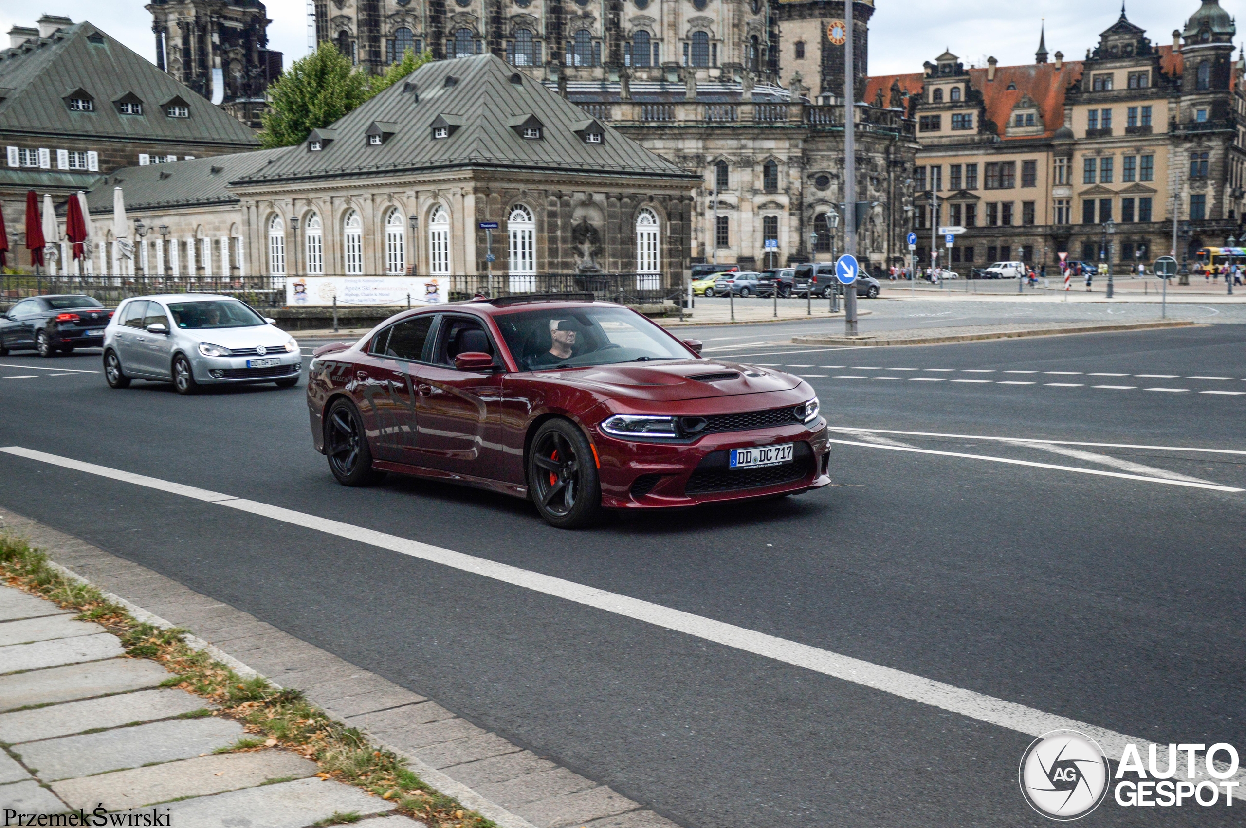 Dodge Charger SRT Hellcat