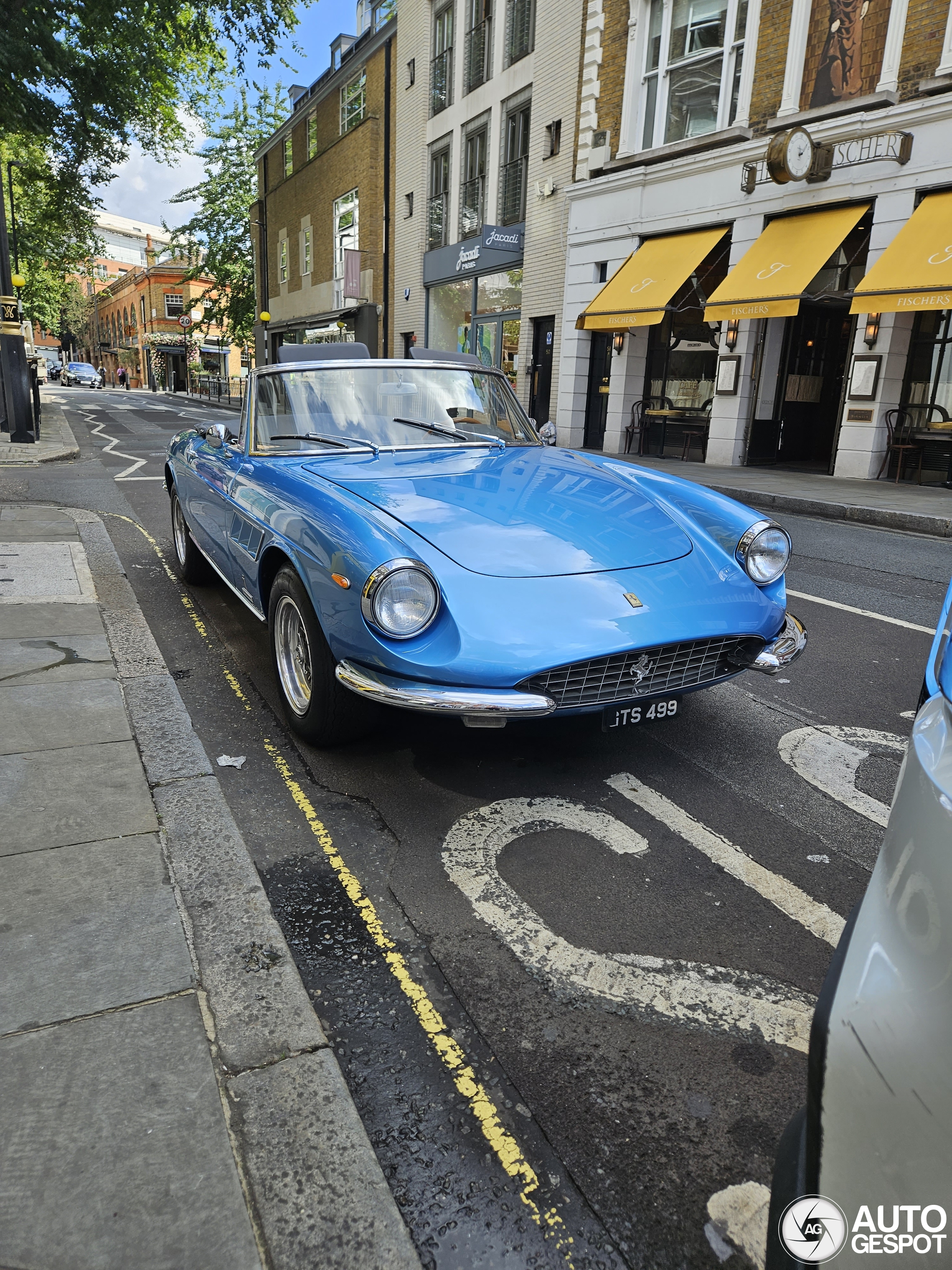 Ferrari 330 GTS