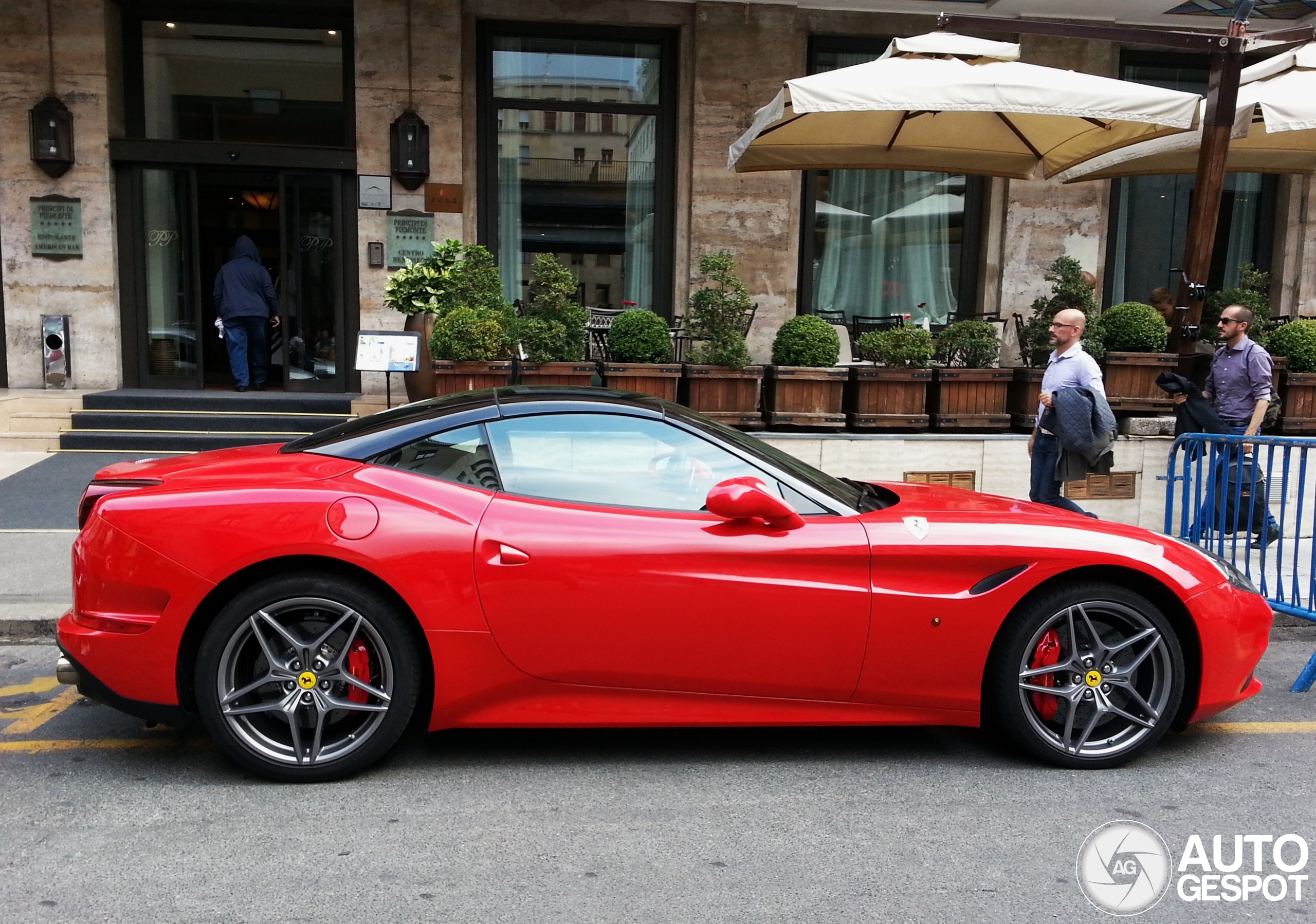 Ferrari California T