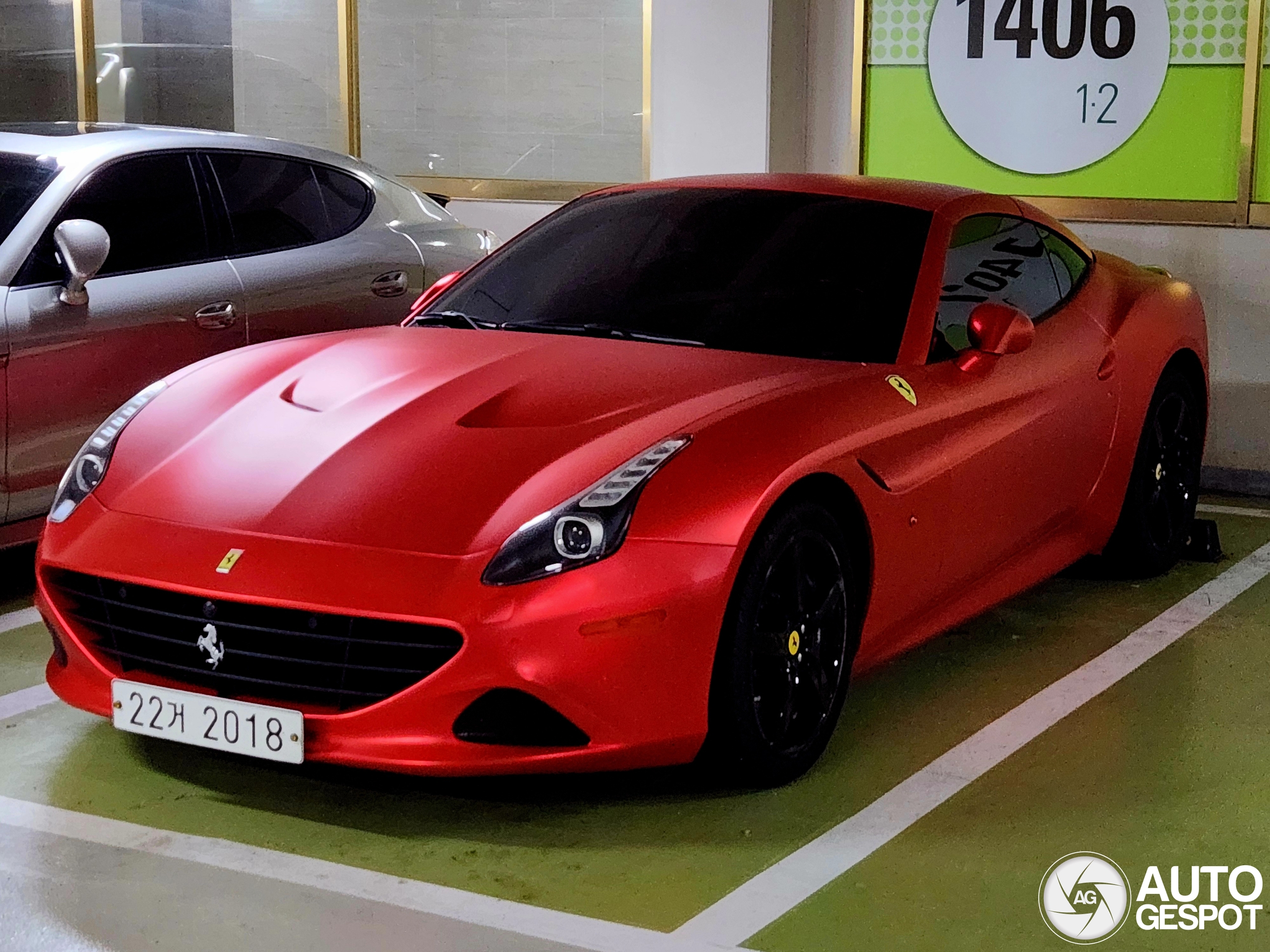 Ferrari California T