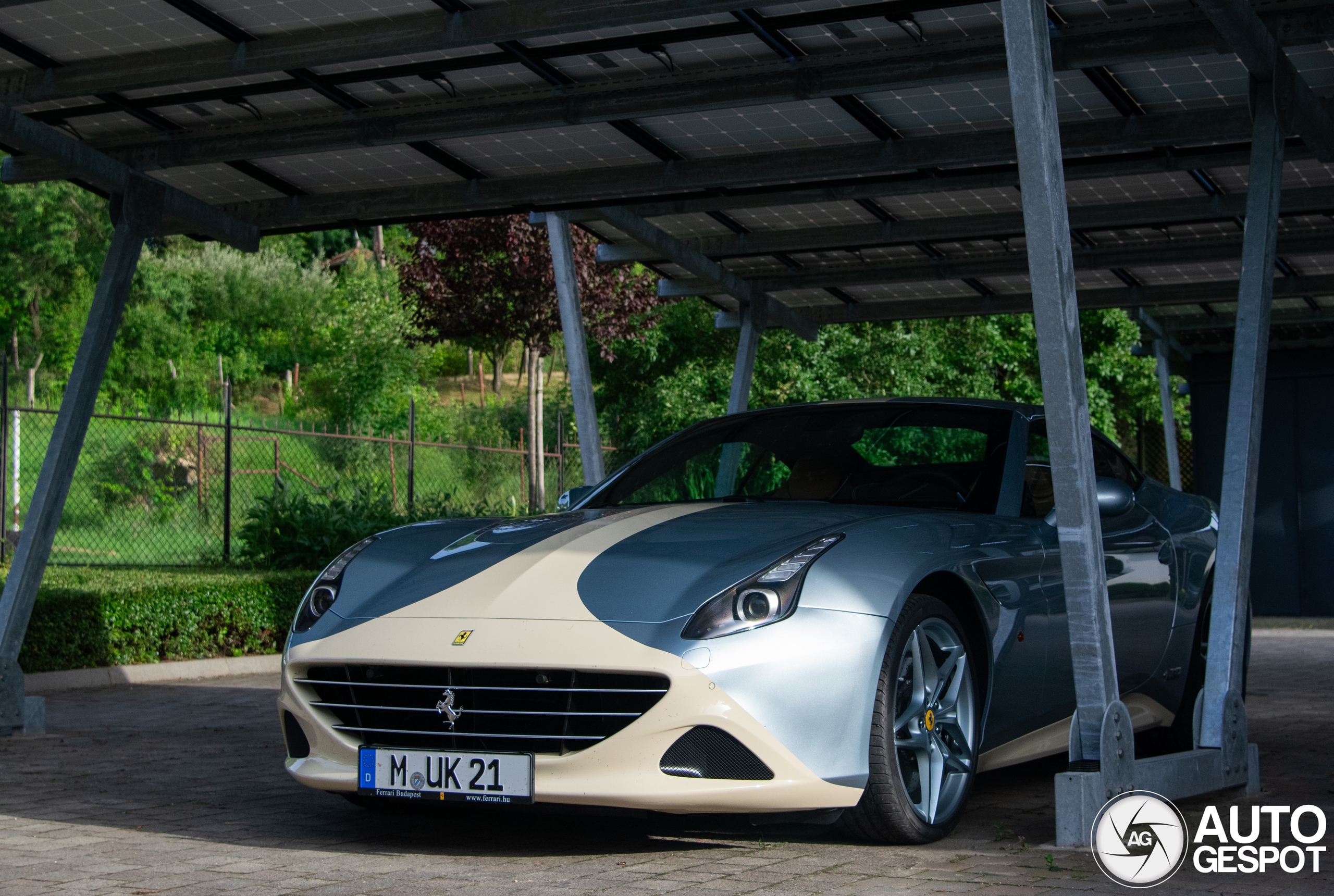 Ferrari California T