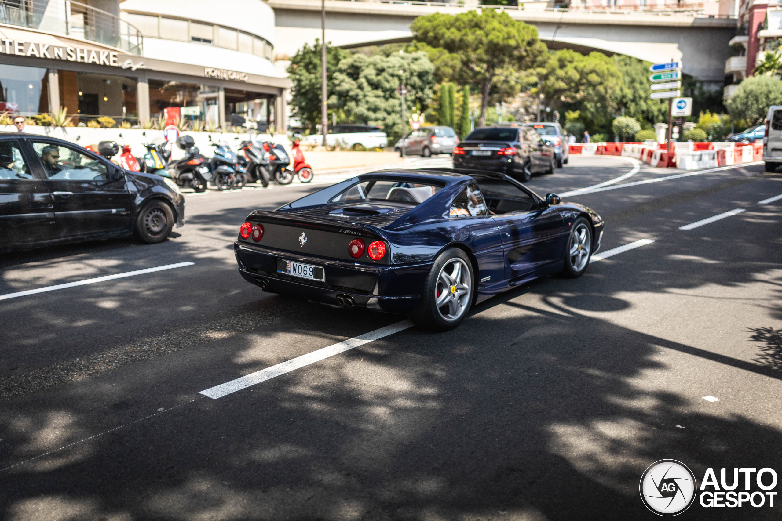 Ferrari F355 GTS