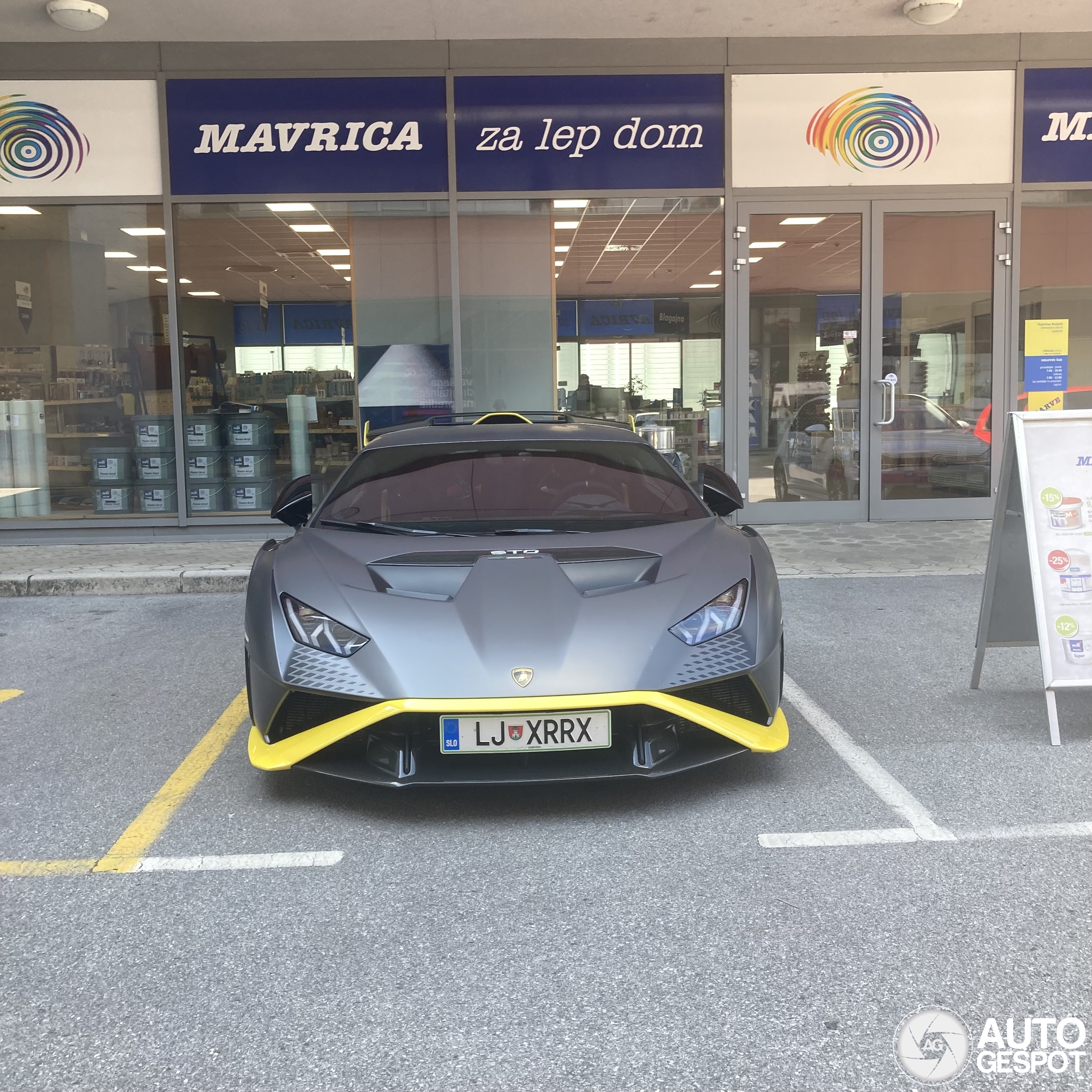 Lamborghini Huracán LP640-2 STO