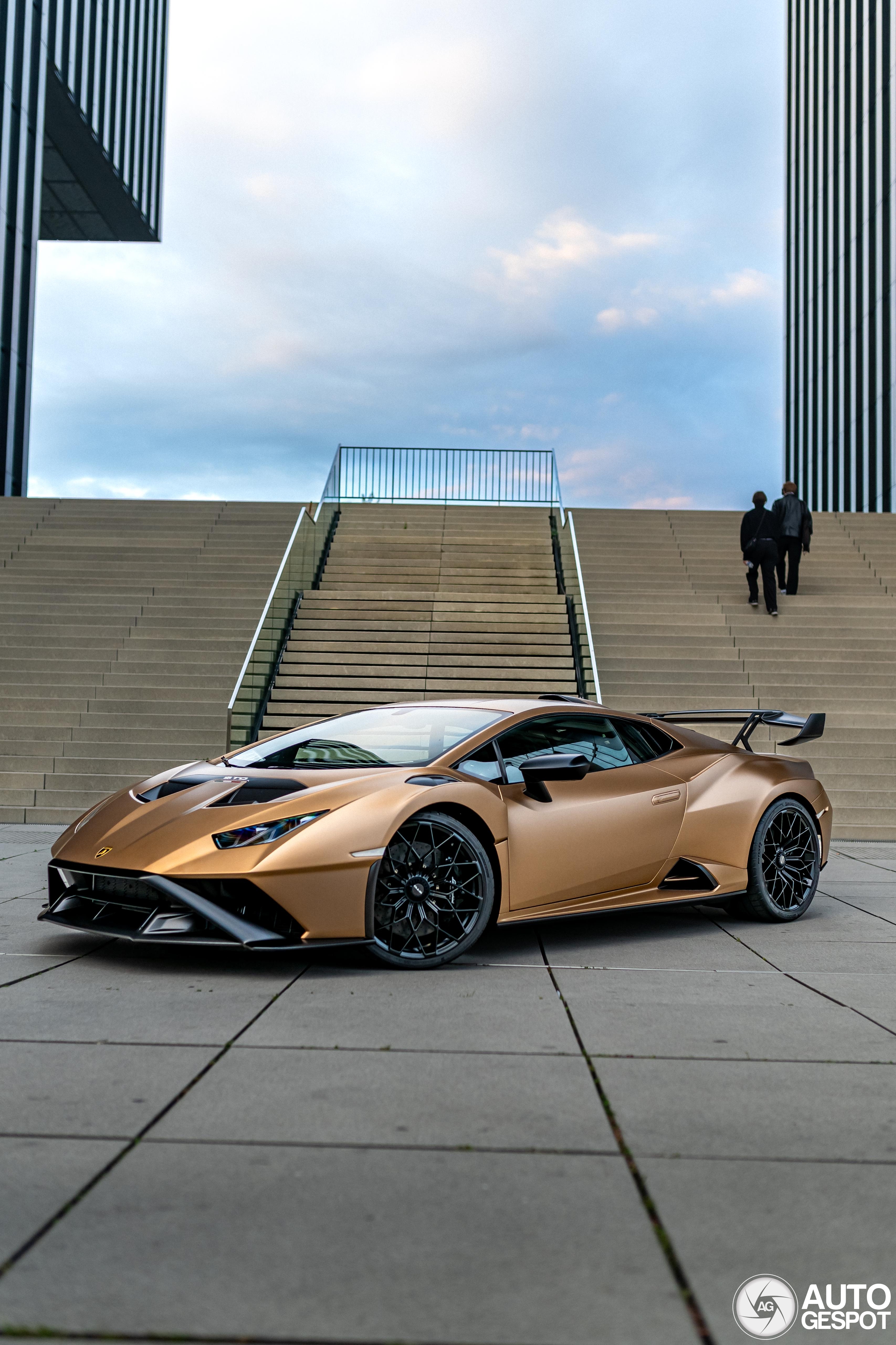 Lamborghini Huracán LP640-2 STO