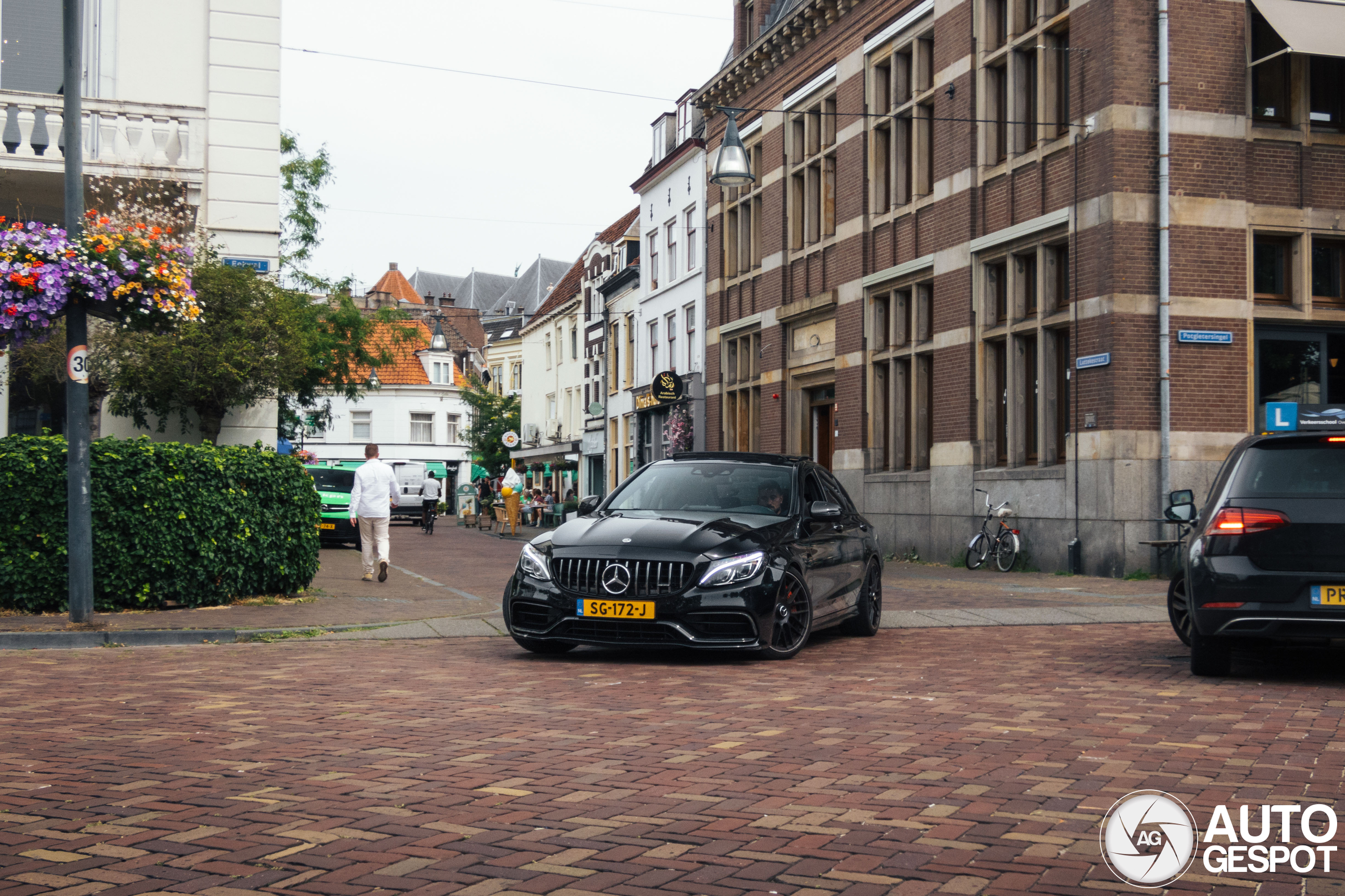 Mercedes-AMG C 63 S W205