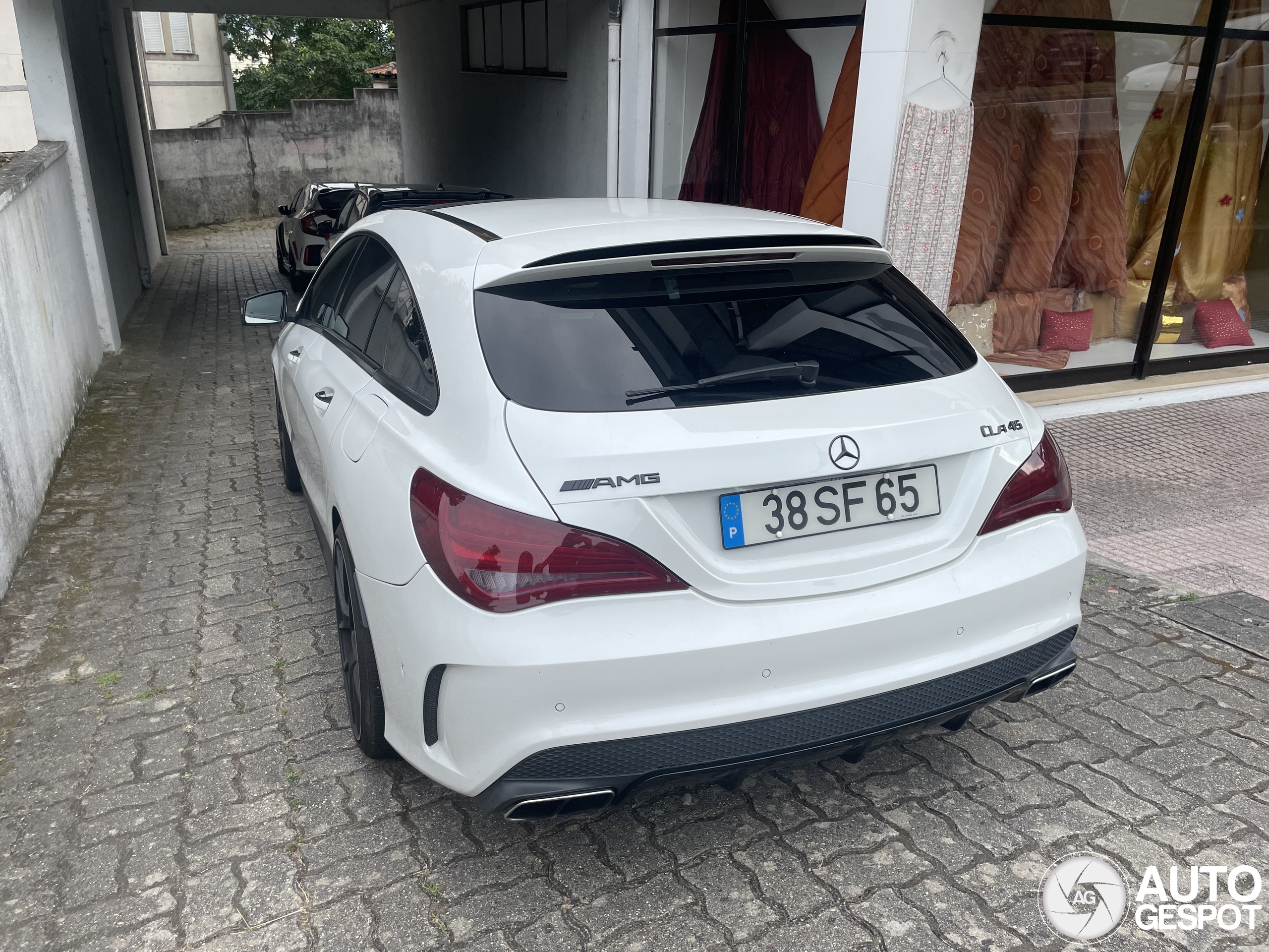 Mercedes-AMG CLA 45 Shooting Brake X117