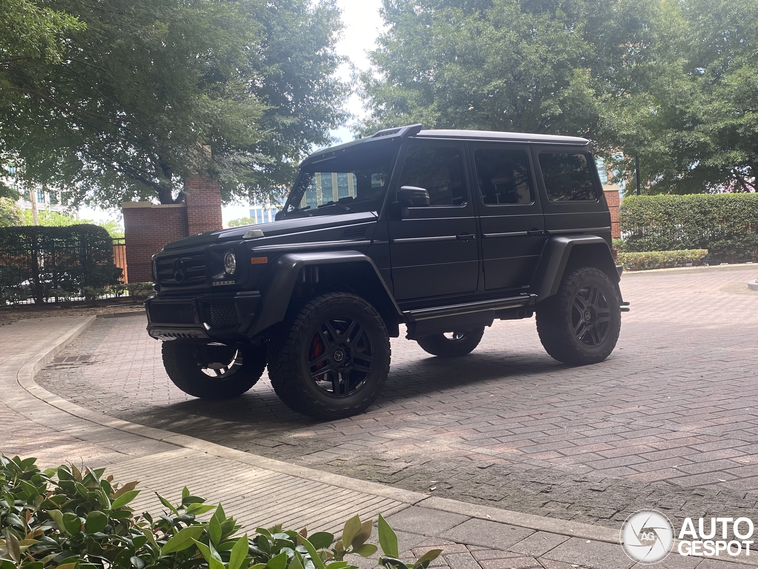 Mercedes-Benz G 550 4X4²