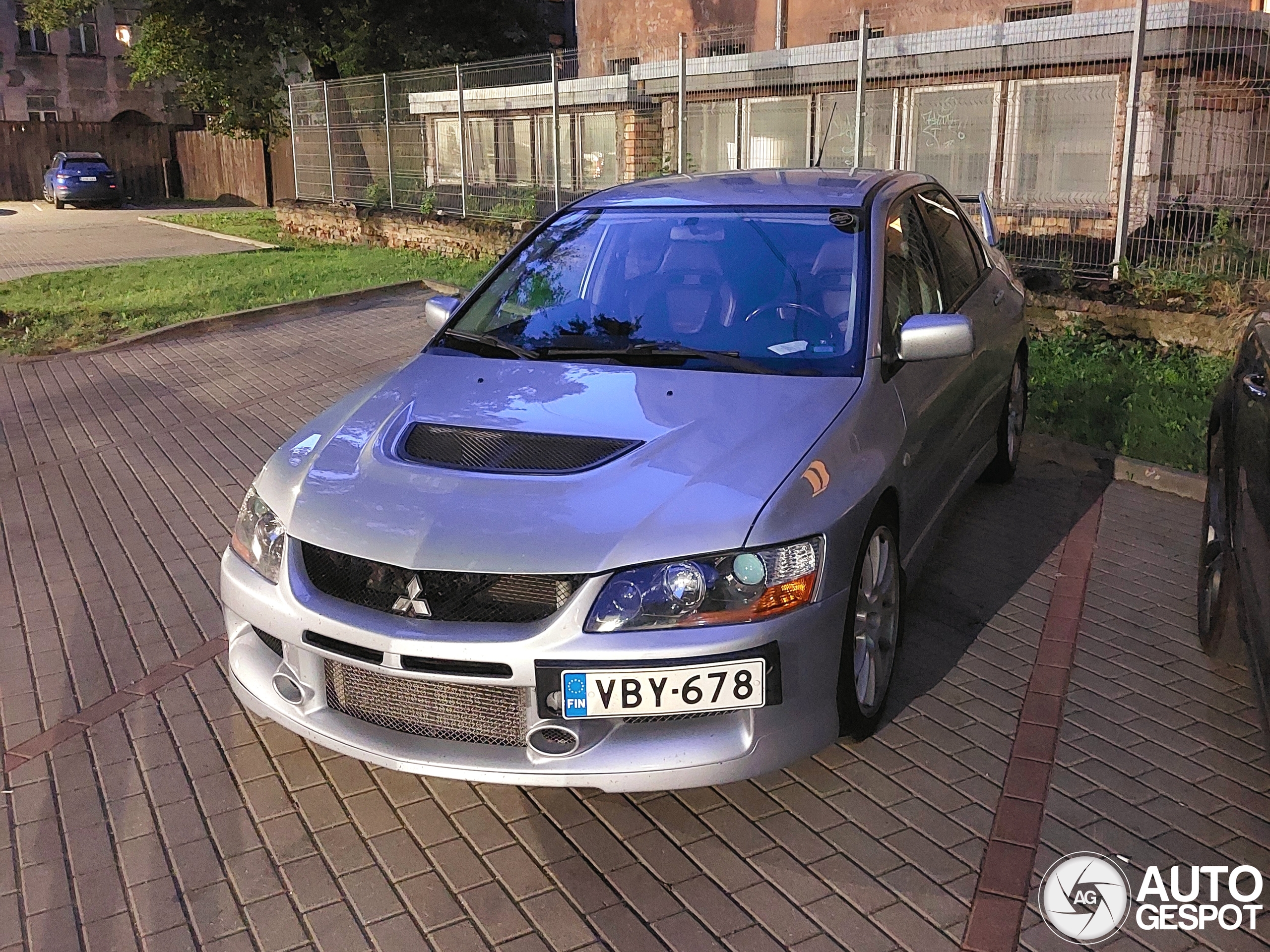 Mitsubishi Lancer Evolution IX