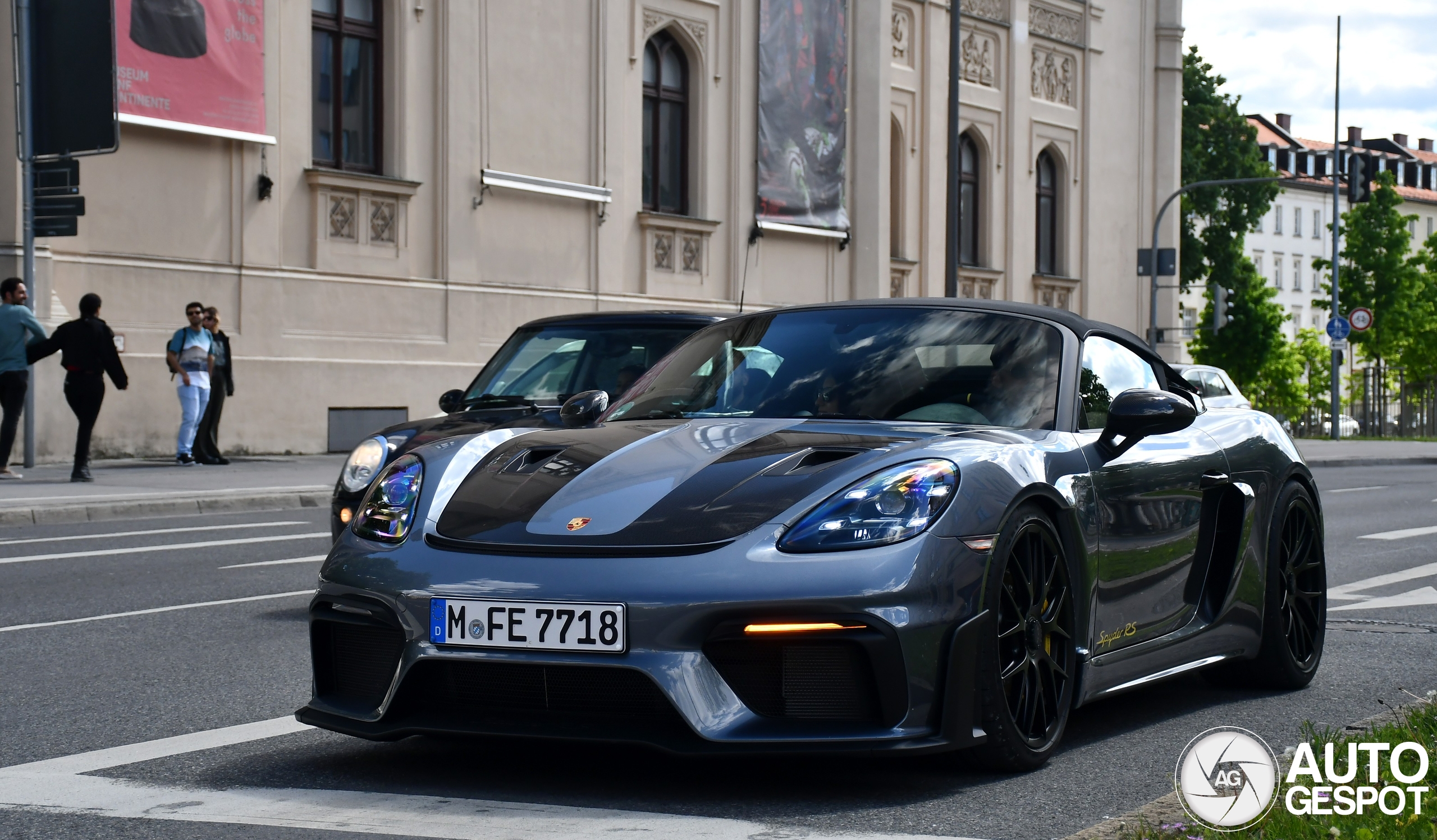 Porsche 718 Spyder RS Weissach Package